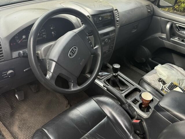 Киа Соренто, объемом двигателя 0 л и пробегом 250 тыс. км за 1550 $, фото 7 на Automoto.ua