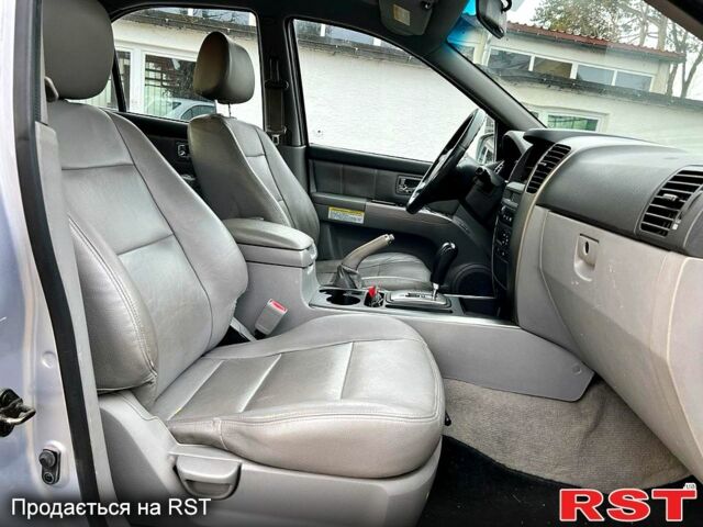 Киа Соренто, объемом двигателя 25 л и пробегом 220 тыс. км за 4100 $, фото 4 на Automoto.ua