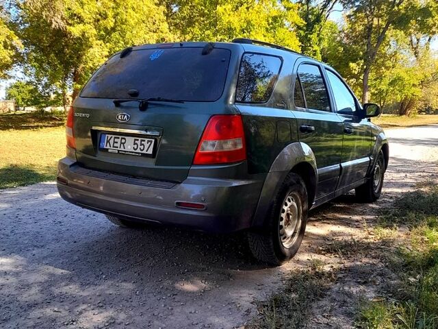 Киа Соренто, объемом двигателя 2.5 л и пробегом 317 тыс. км за 3800 $, фото 1 на Automoto.ua