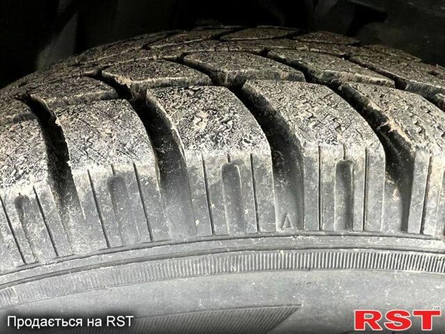 Киа Соренто, объемом двигателя 25 л и пробегом 220 тыс. км за 4100 $, фото 6 на Automoto.ua