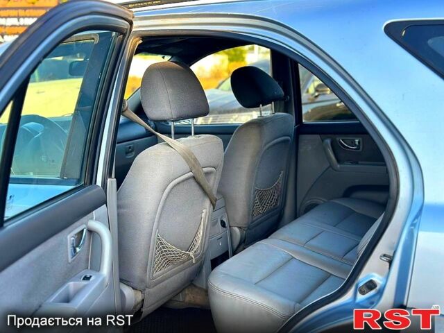 Кіа Соренто, об'ємом двигуна 2.5 л та пробігом 280 тис. км за 3600 $, фото 4 на Automoto.ua
