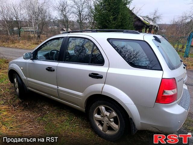 Киа Соренто, объемом двигателя 2.5 л и пробегом 270 тыс. км за 3300 $, фото 1 на Automoto.ua
