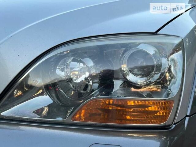 Киа Соренто, объемом двигателя 2.5 л и пробегом 233 тыс. км за 9300 $, фото 8 на Automoto.ua