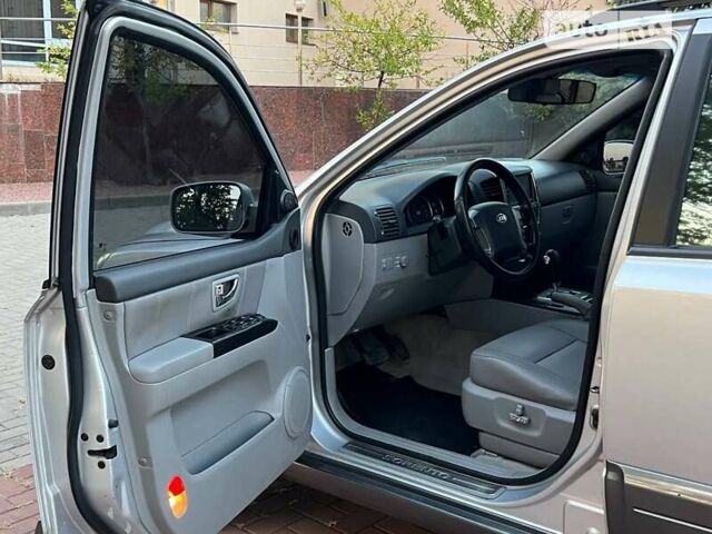 Киа Соренто, объемом двигателя 2.5 л и пробегом 233 тыс. км за 9300 $, фото 16 на Automoto.ua