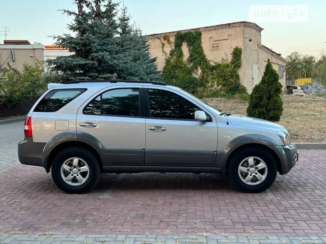 Киа Соренто, объемом двигателя 2.5 л и пробегом 233 тыс. км за 9300 $, фото 4 на Automoto.ua