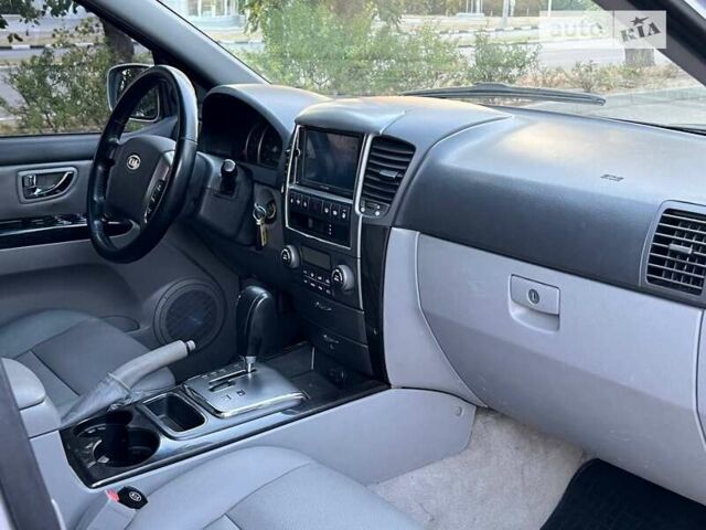 Киа Соренто, объемом двигателя 2.5 л и пробегом 233 тыс. км за 9300 $, фото 25 на Automoto.ua
