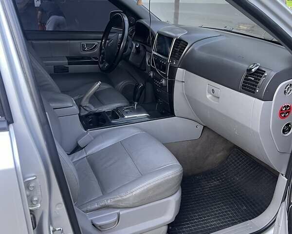 Киа Соренто, объемом двигателя 2.5 л и пробегом 173 тыс. км за 8500 $, фото 6 на Automoto.ua