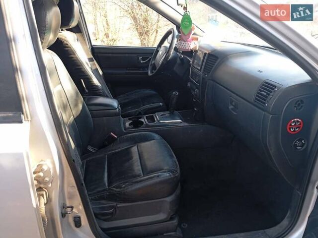 Киа Соренто, объемом двигателя 2.5 л и пробегом 300 тыс. км за 5000 $, фото 7 на Automoto.ua
