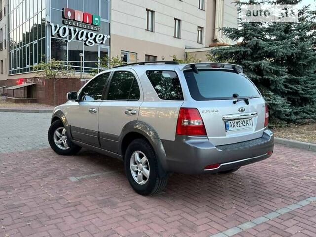 Киа Соренто, объемом двигателя 2.5 л и пробегом 233 тыс. км за 9300 $, фото 12 на Automoto.ua