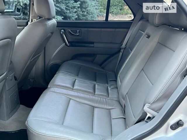 Киа Соренто, объемом двигателя 2.5 л и пробегом 233 тыс. км за 9300 $, фото 18 на Automoto.ua