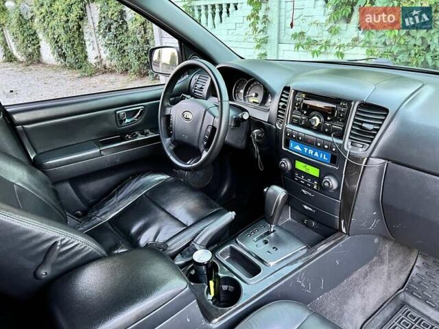 Кіа Соренто, об'ємом двигуна 2.5 л та пробігом 210 тис. км за 9500 $, фото 7 на Automoto.ua