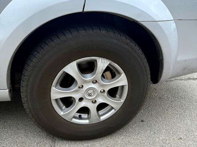 Киа Соренто, объемом двигателя 2.5 л и пробегом 200 тыс. км за 5950 $, фото 3 на Automoto.ua
