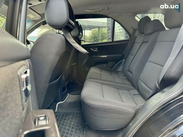 Кіа Соренто, об'ємом двигуна 2.5 л та пробігом 300 тис. км за 9900 $, фото 23 на Automoto.ua