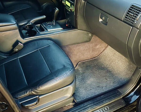 Киа Соренто, объемом двигателя 2.5 л и пробегом 248 тыс. км за 6000 $, фото 18 на Automoto.ua