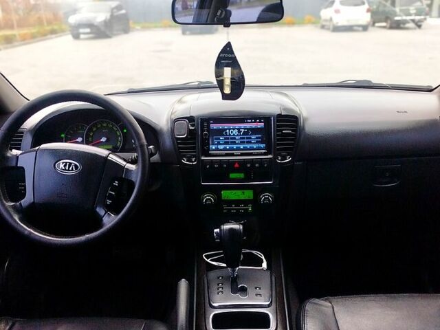 Киа Соренто, объемом двигателя 2.5 л и пробегом 213 тыс. км за 8500 $, фото 8 на Automoto.ua