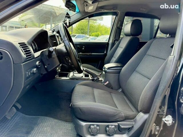 Кіа Соренто, об'ємом двигуна 2.5 л та пробігом 300 тис. км за 9900 $, фото 15 на Automoto.ua