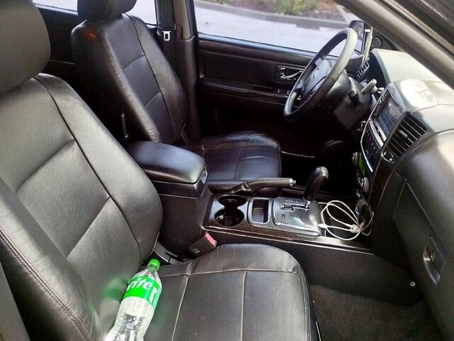 Киа Соренто, объемом двигателя 2.5 л и пробегом 213 тыс. км за 8500 $, фото 11 на Automoto.ua