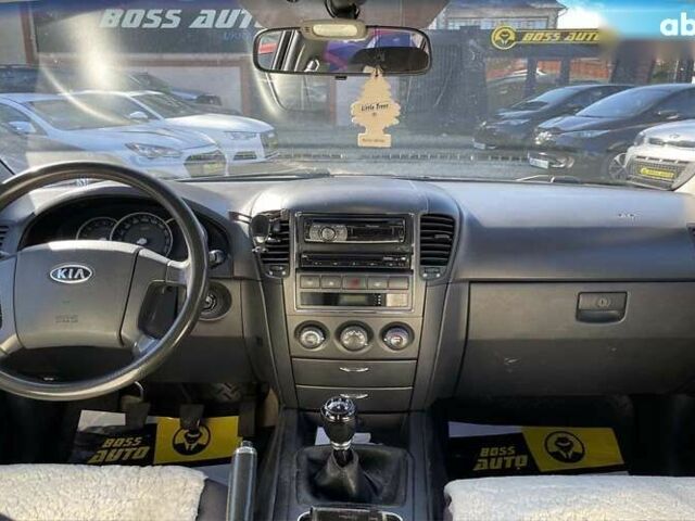 Киа Соренто, объемом двигателя 2.5 л и пробегом 177 тыс. км за 9000 $, фото 14 на Automoto.ua