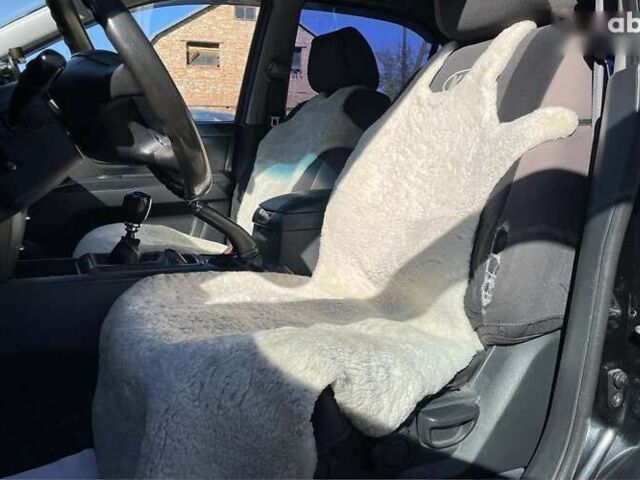 Киа Соренто, объемом двигателя 2.5 л и пробегом 177 тыс. км за 9000 $, фото 8 на Automoto.ua