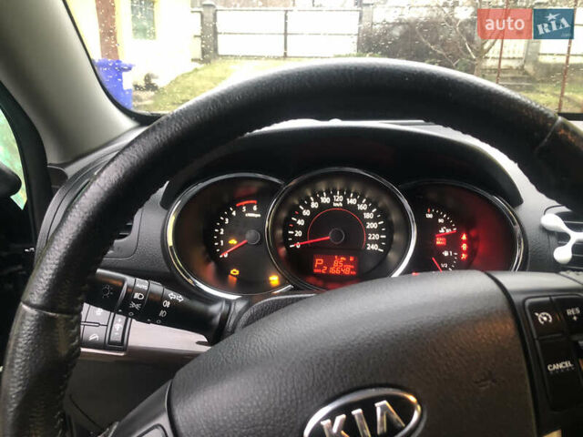 Киа Соренто, объемом двигателя 2.2 л и пробегом 216 тыс. км за 12700 $, фото 15 на Automoto.ua