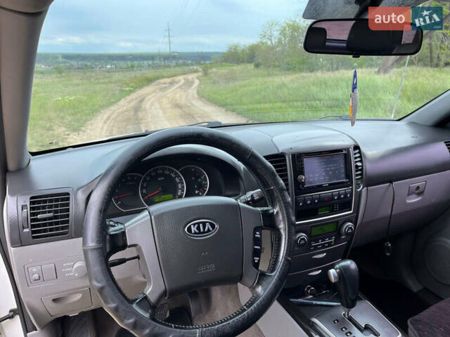 Киа Соренто, объемом двигателя 2.5 л и пробегом 238 тыс. км за 9200 $, фото 13 на Automoto.ua