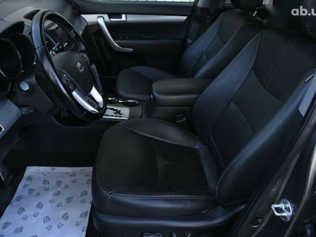 Киа Соренто, объемом двигателя 2.2 л и пробегом 209 тыс. км за 13700 $, фото 15 на Automoto.ua