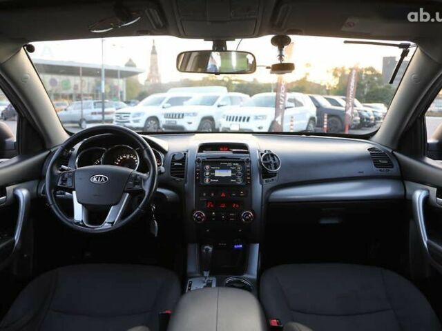 Киа Соренто, объемом двигателя 0 л и пробегом 119 тыс. км за 13000 $, фото 11 на Automoto.ua