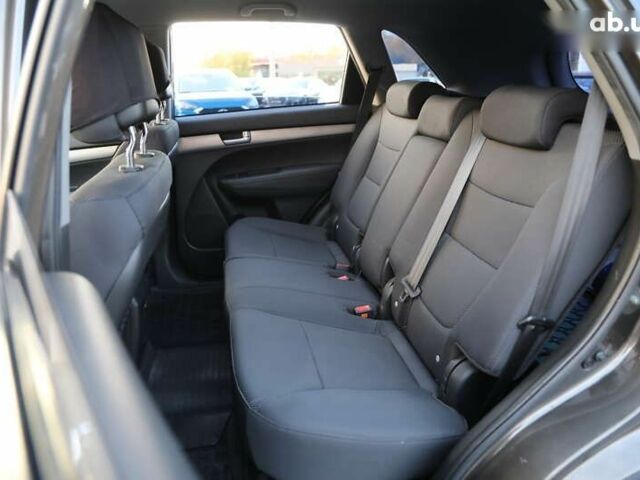 Киа Соренто, объемом двигателя 0 л и пробегом 119 тыс. км за 13000 $, фото 7 на Automoto.ua
