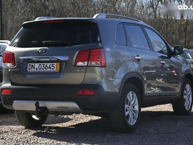 Киа Соренто, объемом двигателя 2.2 л и пробегом 209 тыс. км за 12999 $, фото 7 на Automoto.ua