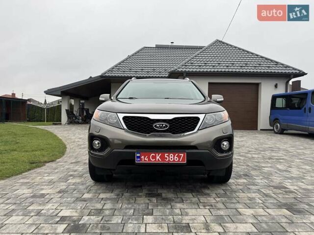 Киа Соренто, объемом двигателя 2.2 л и пробегом 248 тыс. км за 11900 $, фото 2 на Automoto.ua