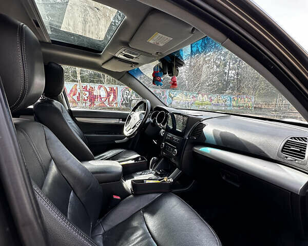 Киа Соренто, объемом двигателя 2.2 л и пробегом 205 тыс. км за 13000 $, фото 10 на Automoto.ua