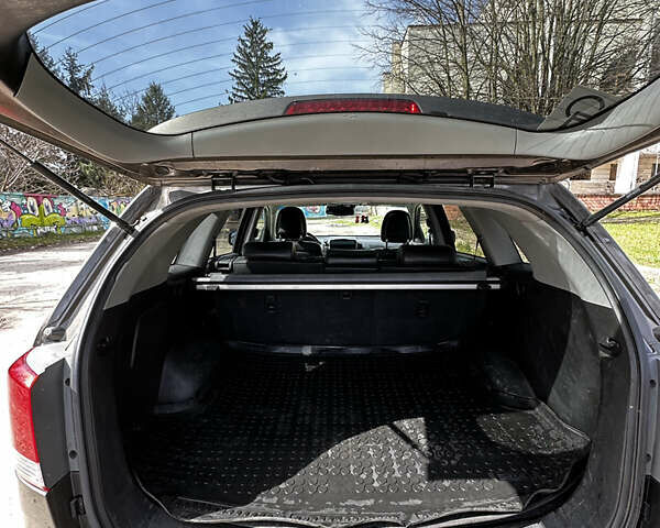 Киа Соренто, объемом двигателя 2.2 л и пробегом 205 тыс. км за 13000 $, фото 11 на Automoto.ua