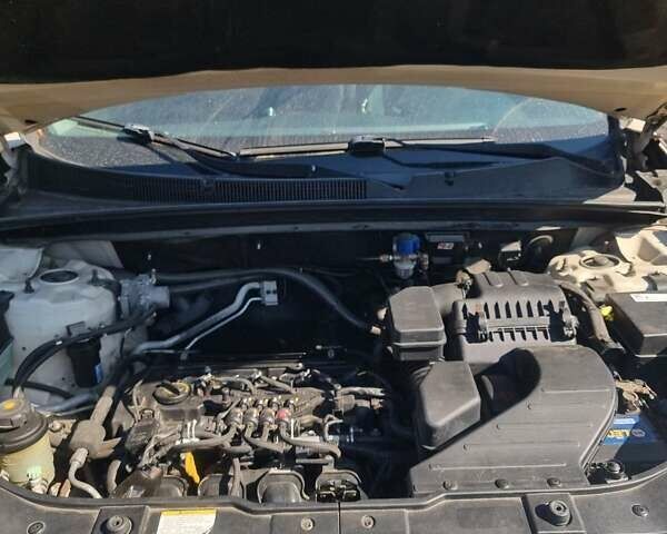 Киа Соренто, объемом двигателя 2.36 л и пробегом 358 тыс. км за 9900 $, фото 6 на Automoto.ua