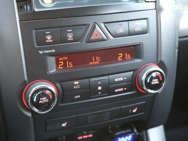 Киа Соренто, объемом двигателя 0 л и пробегом 119 тыс. км за 13000 $, фото 15 на Automoto.ua