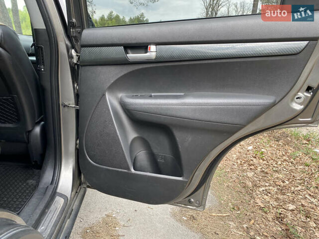 Киа Соренто, объемом двигателя 2.2 л и пробегом 232 тыс. км за 13700 $, фото 17 на Automoto.ua