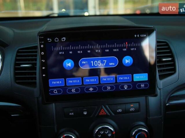 Киа Соренто, объемом двигателя 2.4 л и пробегом 211 тыс. км за 11500 $, фото 13 на Automoto.ua