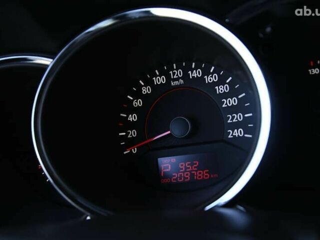 Киа Соренто, объемом двигателя 2.2 л и пробегом 209 тыс. км за 13700 $, фото 19 на Automoto.ua