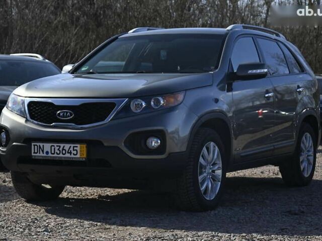 Киа Соренто, объемом двигателя 2.2 л и пробегом 209 тыс. км за 13700 $, фото 3 на Automoto.ua