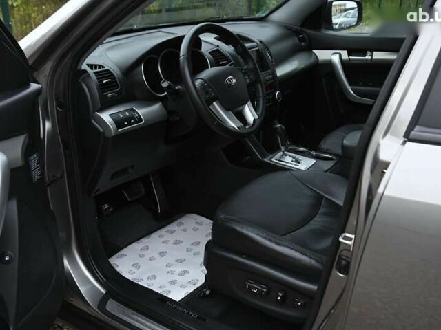 Киа Соренто, объемом двигателя 2.2 л и пробегом 213 тыс. км за 12999 $, фото 22 на Automoto.ua