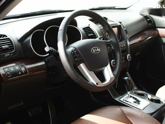 Кіа Соренто, об'ємом двигуна 2.2 л та пробігом 153 тис. км за 14200 $, фото 11 на Automoto.ua