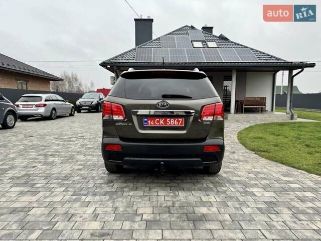 Киа Соренто, объемом двигателя 2.2 л и пробегом 248 тыс. км за 11900 $, фото 9 на Automoto.ua