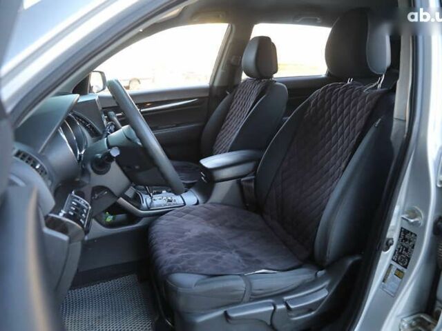 Киа Соренто, объемом двигателя 0 л и пробегом 211 тыс. км за 12000 $, фото 4 на Automoto.ua