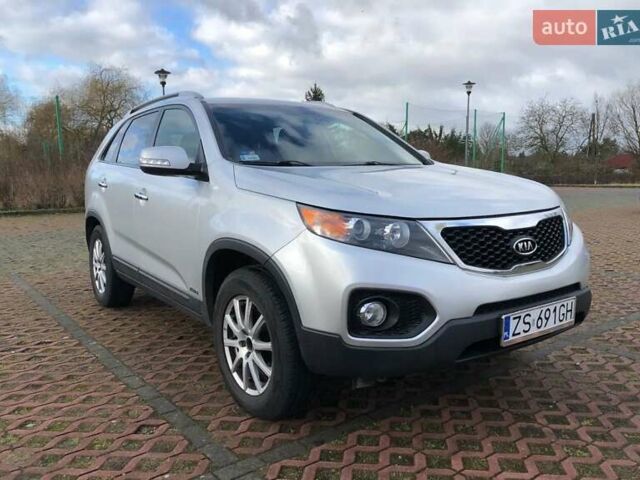Кіа Соренто, об'ємом двигуна 2.2 л та пробігом 196 тис. км за 11000 $, фото 3 на Automoto.ua