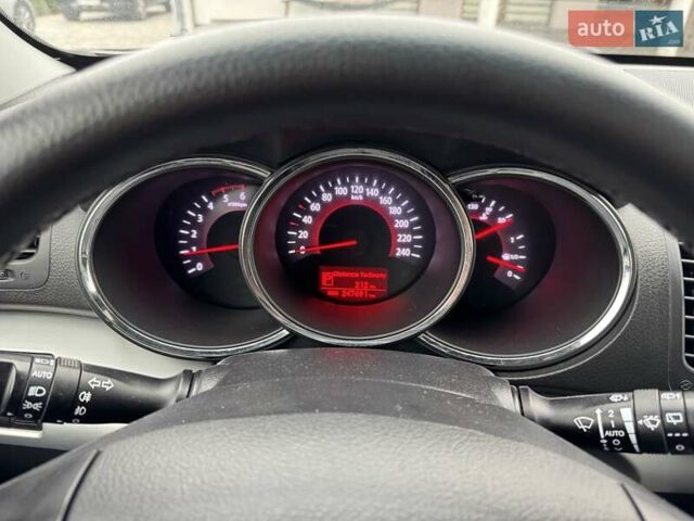 Киа Соренто, объемом двигателя 2.2 л и пробегом 248 тыс. км за 11900 $, фото 22 на Automoto.ua