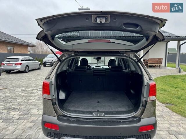 Киа Соренто, объемом двигателя 2.2 л и пробегом 248 тыс. км за 11900 $, фото 44 на Automoto.ua