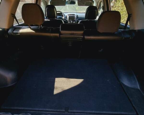 Киа Соренто, объемом двигателя 2.36 л и пробегом 358 тыс. км за 9900 $, фото 13 на Automoto.ua