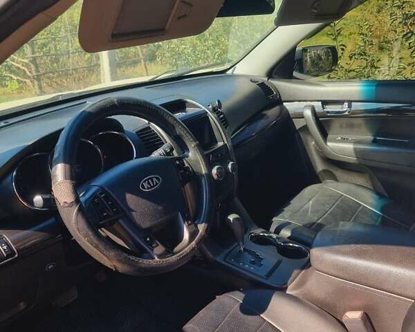 Киа Соренто, объемом двигателя 2.36 л и пробегом 358 тыс. км за 9900 $, фото 10 на Automoto.ua