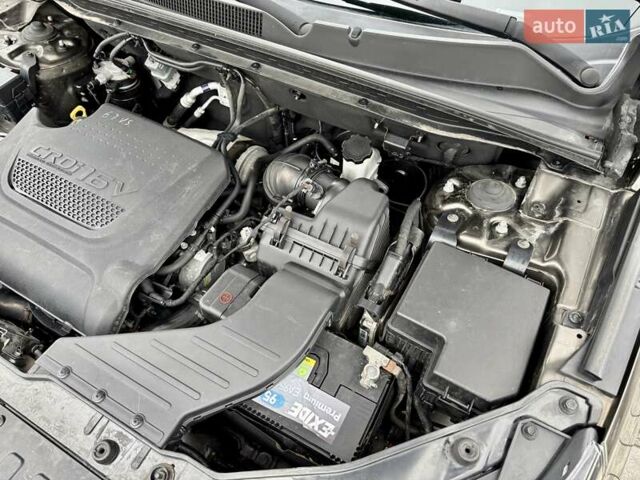 Киа Соренто, объемом двигателя 2.2 л и пробегом 248 тыс. км за 11900 $, фото 60 на Automoto.ua