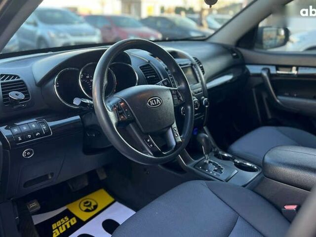 Киа Соренто, объемом двигателя 0 л и пробегом 230 тыс. км за 11800 $, фото 9 на Automoto.ua