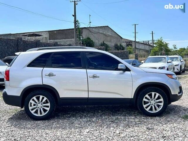 Кіа Соренто, об'ємом двигуна 2 л та пробігом 242 тис. км за 12700 $, фото 3 на Automoto.ua